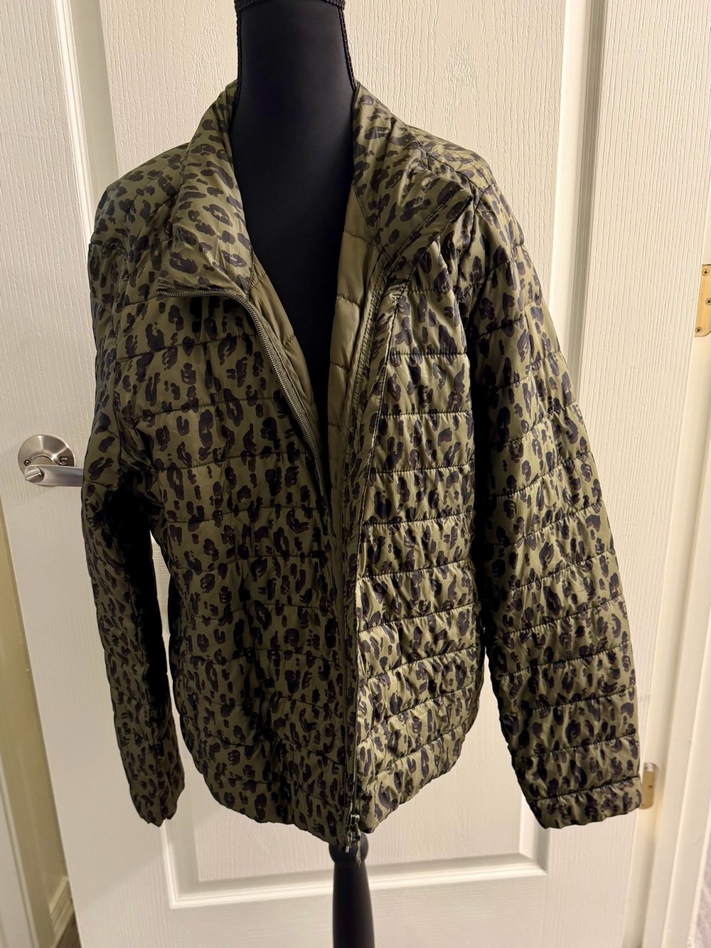 Old Navy Cheetah Print Active Puffer Jacket